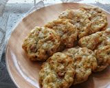 A picture of step 7 of Cireng Ayam / Fried Chicken and Tapioca Cakes.