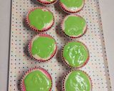 Foto langkah ke 4 dari resep Bolu kukus mekar motis semangka.