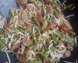 Foto langkah ke 4 dari resep Tumis Buncis Toge Baso.