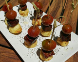 Foto del paso 9 de la receta: Brochetas de solomillo de cerdo glaseado