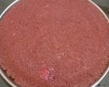 A picture of step 5 of Strawberry sheero.