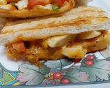 A picture of step 4 of Tomato Egg Grilled Sandwich.