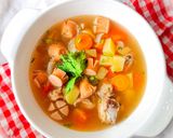 Foto langkah ke 6 dari resep 250. Sop Kaldu Ayam Sosis Simple.