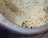 A picture of step 4 of Methi Matar pulaw.