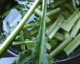 Foto del paso 1 de la receta: Judías con almejas y borrajas