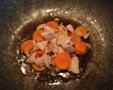 รูปขั้นตอนการทำที่ 2 ของ เส้นหมี่ผัดไข่ อกไก่