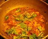 A picture of step 5 of Vegetable Manchurian with gravy.