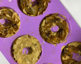 Foto del paso 4 de la receta: Donuts de queso de cabra y cebolla caramelizada
