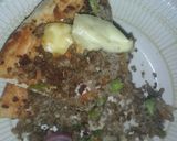 A picture of step 3 of Minced meat pizza.