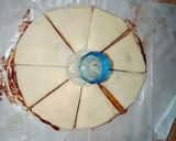 A picture of step 3 of Nutella Star Bread.