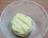A picture of step 1 of Aloo paratha.
