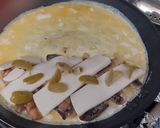 Foto del paso 2 de la receta: Omelette de champiñones y aceitunas