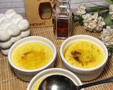 Foto langkah ke 5 dari resep Saffron Creme Brulee.