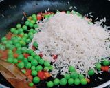 A picture of step 2 of Peas pulav.