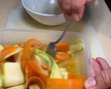 Foto del paso 4 de la receta: Ensalada de tomates, aguacate, verduras encurtidas y rulo de cabra tostado