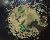 Foto langkah ke 1 dari resep Isian Sosis Solo.