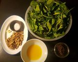 Foto del paso 1 de la receta: Espinacas con nueces y ghee (Keto)