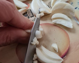 Foto del paso 1 de la receta: Ajo en conserva con pimienta negra, laurel y AOVE 🧄 ♥