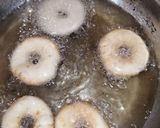 A picture of step 4 of Doughnuts.