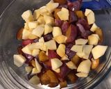 Une image de l'étape 3 de Salade de fruits du jardin au melon et raisins.