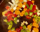 Foto del paso 2 de la receta: Jamoncitos de pollo en salsa andaluza