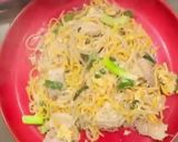 A picture of step 12 of Singapore Hokkien Mee.