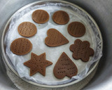 வீட் ஜாகெரி குக்கீஸ்(wheat jaggery cookies recipe in tamil) ரெசிபி ஸ்டேப் 8 புகைப்படம்