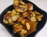 A picture of step 9 of Caramelized nuts chikki.