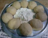 A picture of step 2 of Chapati.
