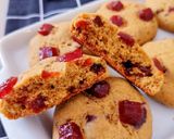 Foto do passo 6 de Cookies de fubá com goiabada bem simples de fazer
