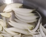 Foto del paso 3 de la receta: Pescado al horno escabechado
