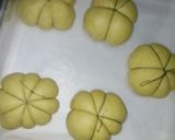 Foto langkah ke 4 dari resep Roti labu kuning.