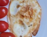 Foto del paso 3 de la receta: Huevos a la sartén con yema bien cocida 🍳 (no jugosa)