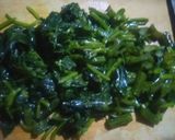 Foto langkah ke 2 dari resep Tumis daun pepaya.