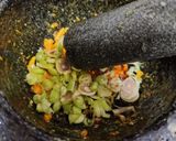 Gambar langkah 1 resipi Rendang Pedas Ayam Negeri Perak.