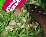 Foto langkah ke 4 dari resep Tumis Buncis Bakso.
