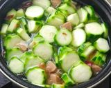 Foto langkah ke 3 dari resep Sop Oyong Bakso.