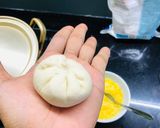 Hình bước làm 4 của món Bánh bao kim sa trứng muối