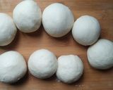 A picture of step 12 of Chicken buns.