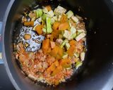 A picture of step 2 of Palak, Veggies Dry Curry.