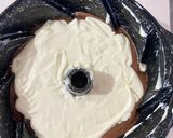 Foto langkah ke 4 dari resep Choco-Cheese Buttercake.
