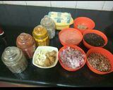 A picture of step 1 of Dal makhani.