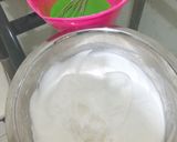 Foto langkah ke 4 dari resep Pandan Chia Chiffon Cake.