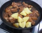 Foto langkah ke 5 dari resep Semur Ayam Kentang|Resep Ibu.