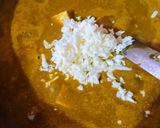 A picture of step 4 of Rani Palak Paneer.