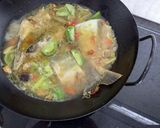 Foto langkah ke 7 dari resep Pindang patin kuah asam segar.