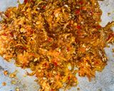 Foto langkah ke 4 dari resep Sambal Teri Mangga Muda.