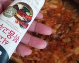 Foto langkah ke 2 dari resep Pizza Kimchi - gochujang.