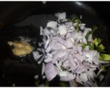 A picture of step 2 of Spicy Masala Maggi.