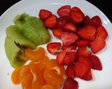 Foto langkah ke 1 dari resep Puding susu topping buah.